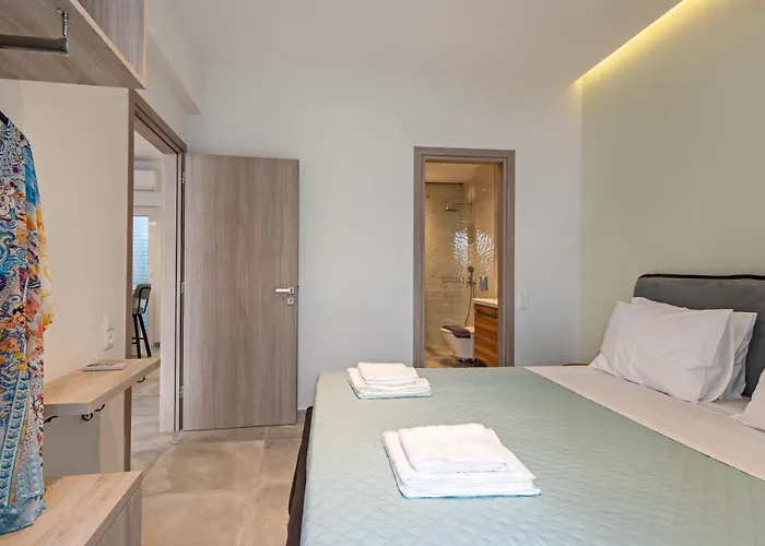 City And Sand Suites